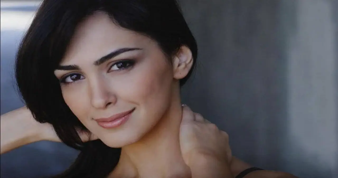 Aarti Mann