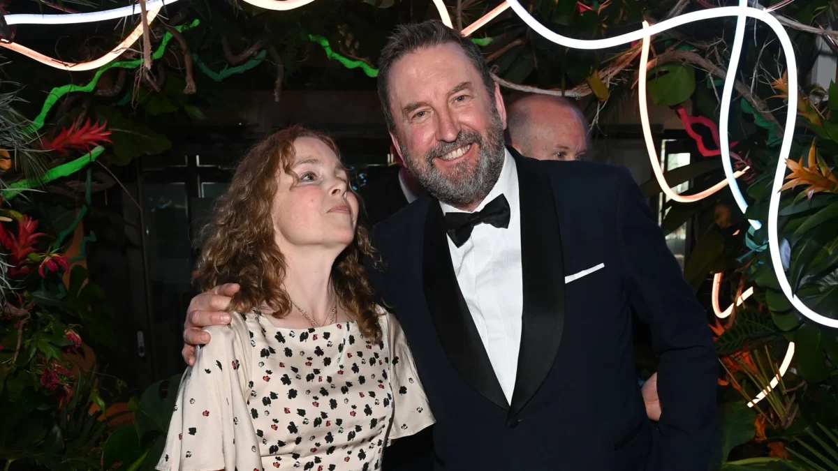 Lee Mack Wife Blind